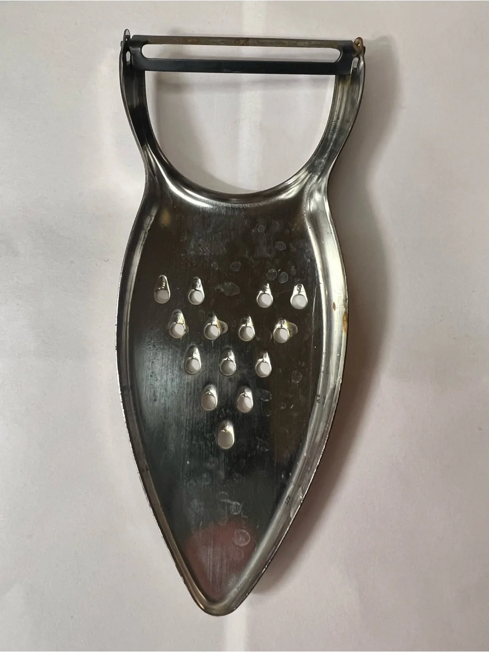 M. E. Heuck Co. vintage heuck